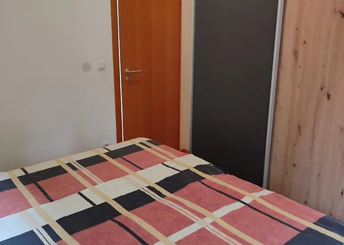 Haus 46, Lindenweg 7 * Karlshagen